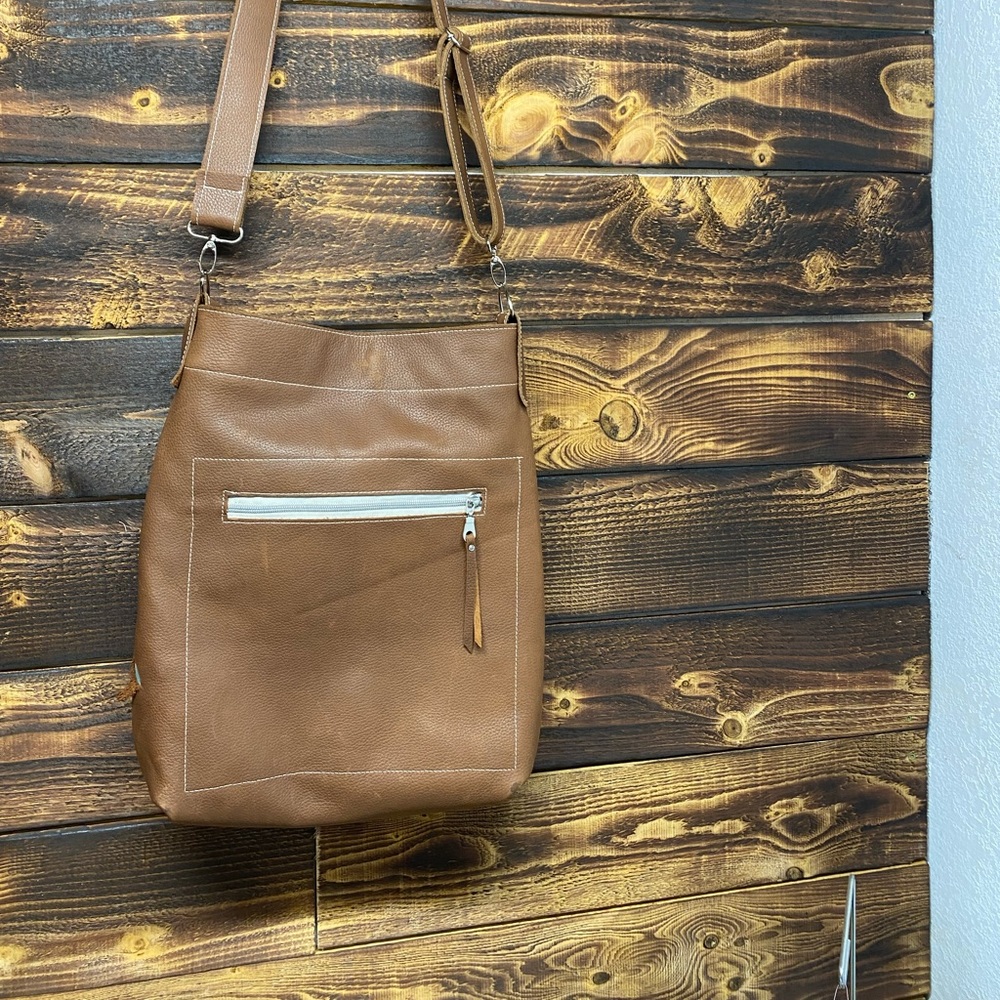 Cowhide & Pendleton Purse - Picture 2 of 2